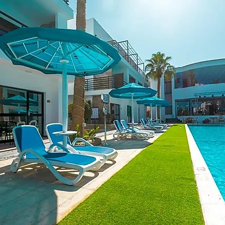 La Rosa Waves Beach Resort And Aqua Park