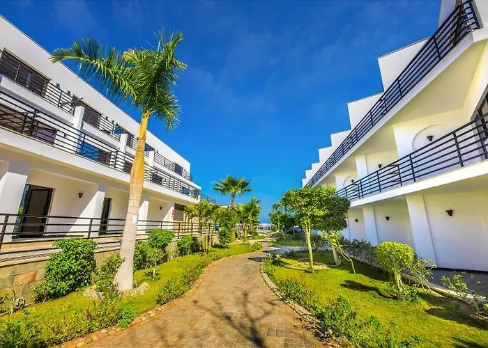 Hotel La Rosa Waves And Aqua Park