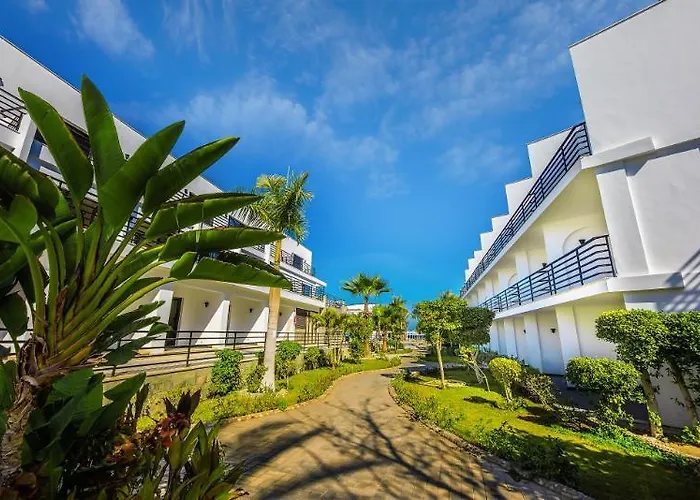 La Rosa Waves And Aqua Park Hotel 4*
