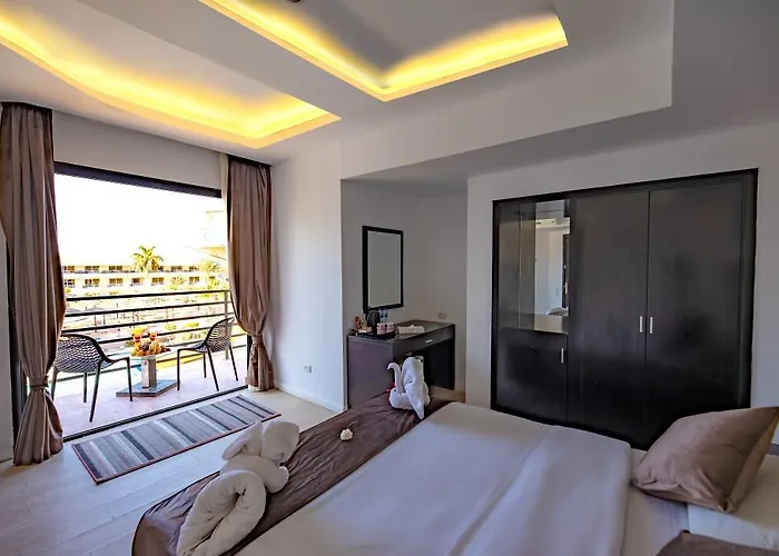 La Rosa Waves And Aqua Park 4*