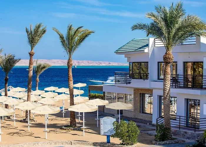Hotel La Rosa Waves And Aqua Park