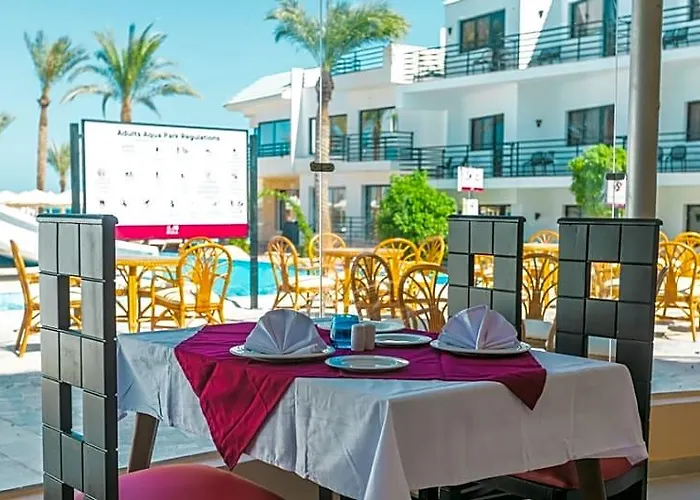 La Rosa Waves And Aqua Park Hotel Hurghada