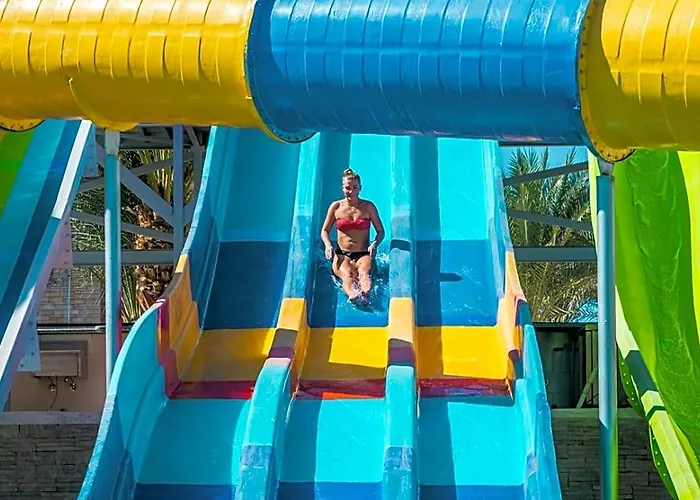 La Rosa Waves And Aqua Park Hurghada