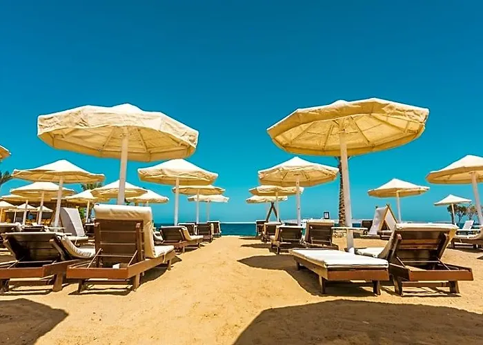 La Rosa Waves And Aqua Park 4* Hurghada